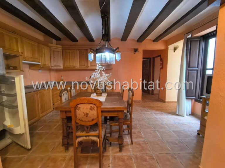 Commercial in Banyeres de Mariola - 558505 - foto 27