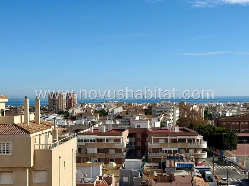 Penthouse in Torrevieja - 566796 – foto 1