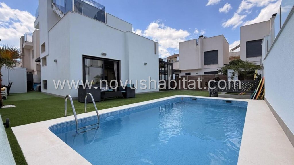 Villa in Torrevieja - 566914 – foto 1