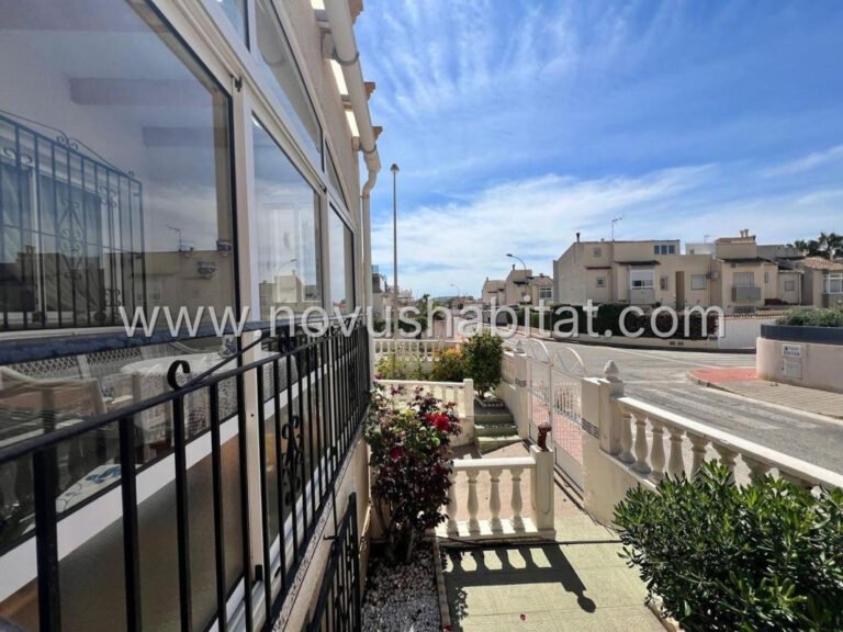 Villa in Torrevieja - 566920 - foto 2