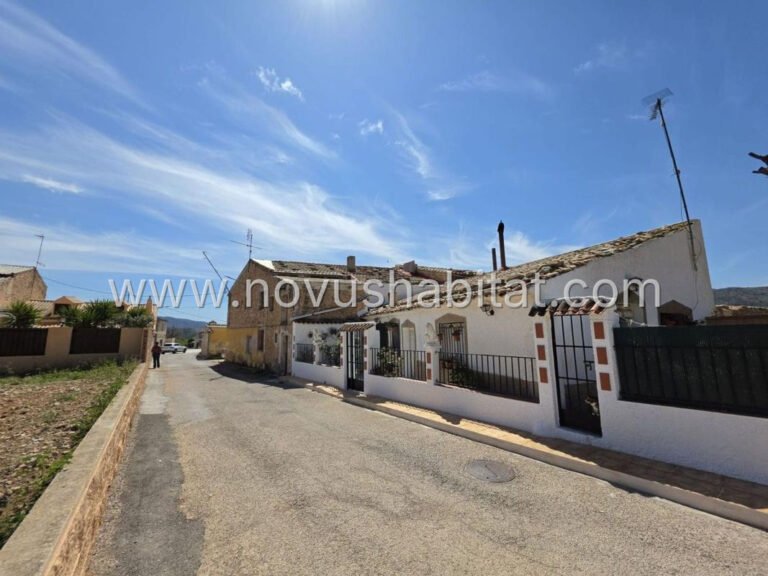 Villa in Hondón de las Nieves - 570327 - foto 23