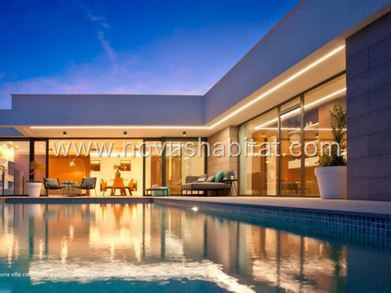 Villa í Benitachell - 404324