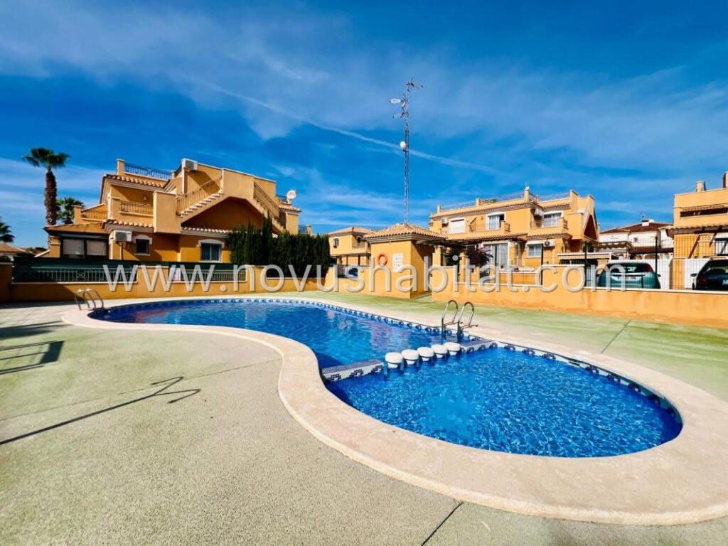 Adosado en Torrevieja - 618043 – foto 3