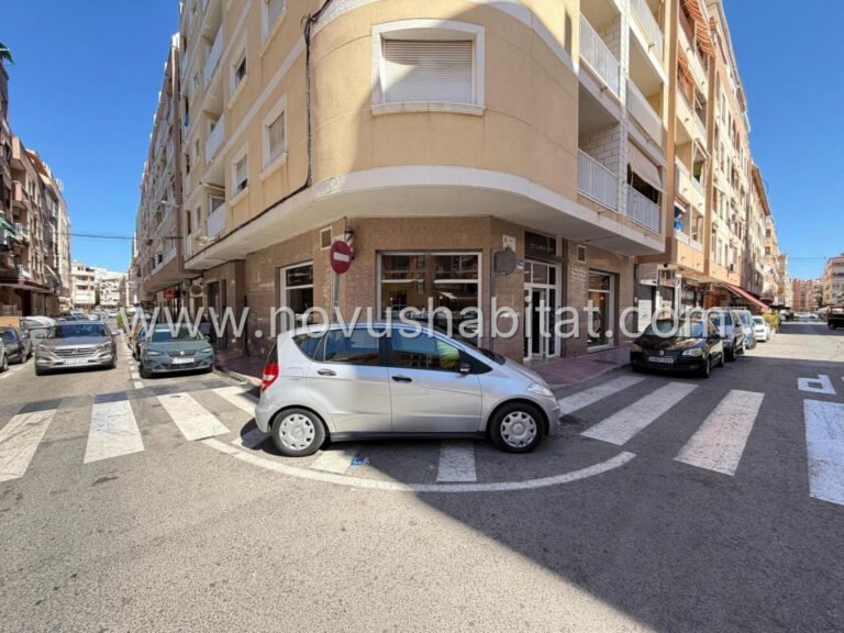 Commercial en Torrevieja - 604329 - foto 28
