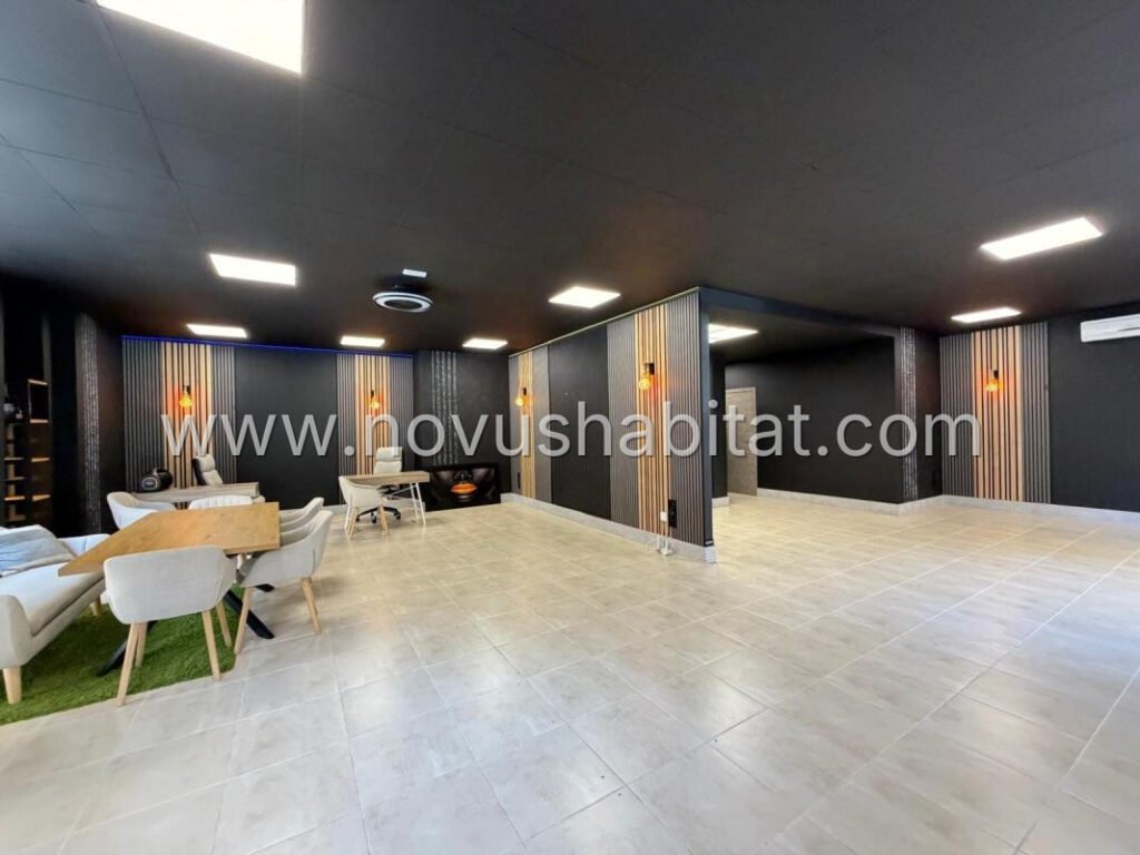 Commercial in Torrevieja - 604329 – foto 1