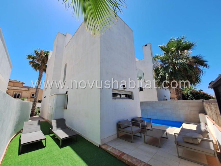 Villa í Torrevieja - 618035 - foto 2