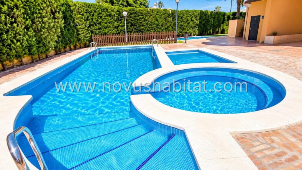Íbúð í Torrevieja - 630186 – foto 2