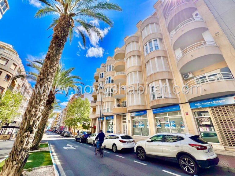 Apartamento en Torrevieja - 605049