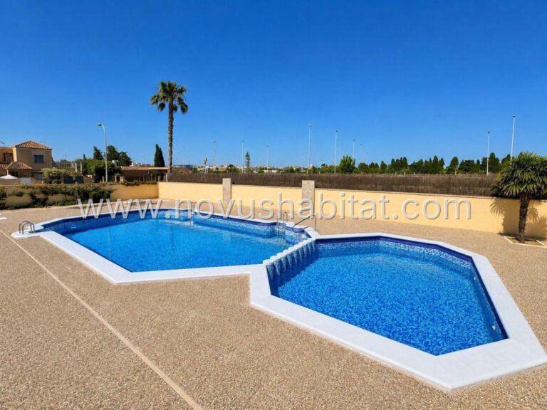 Bungalow in Torrevieja - 633571