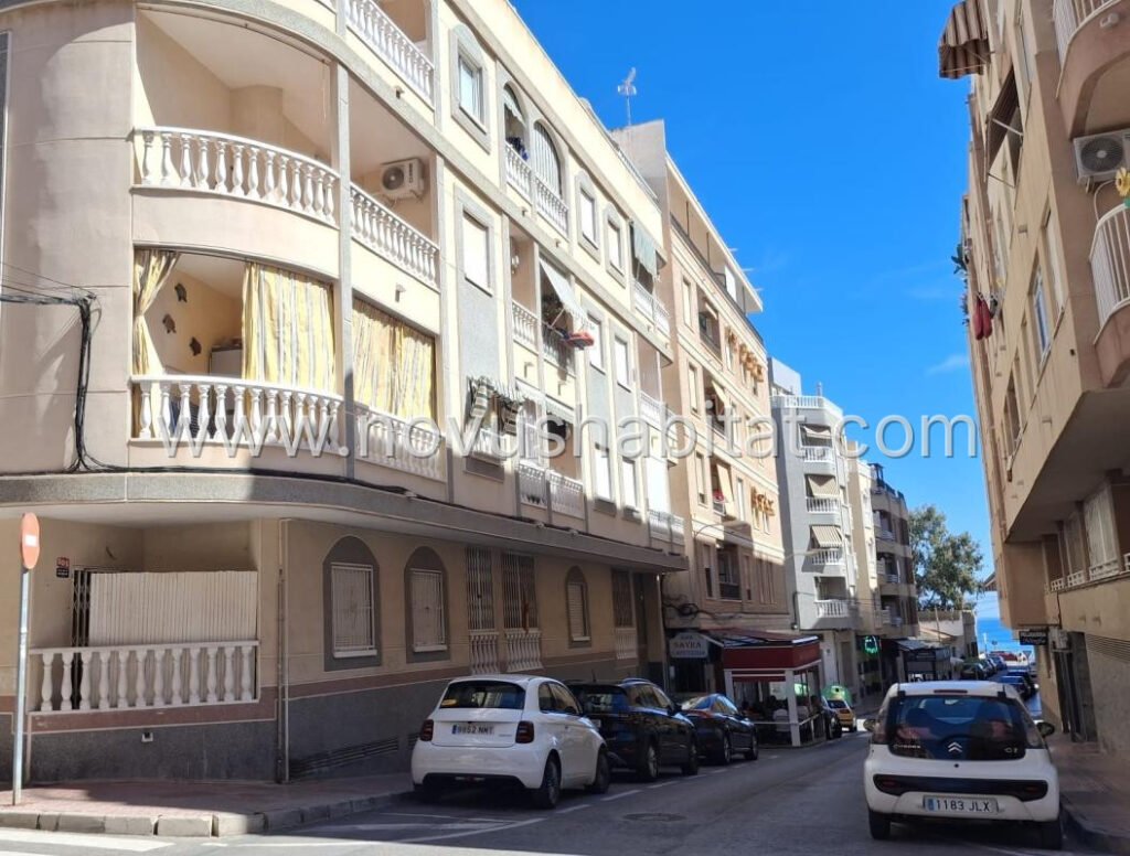 Townhouse in Torrevieja - 637000 – foto 2