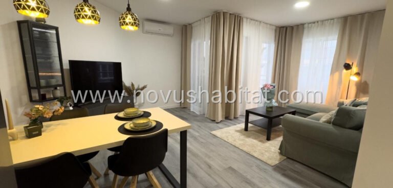 Apartment in Torrevieja - 630227