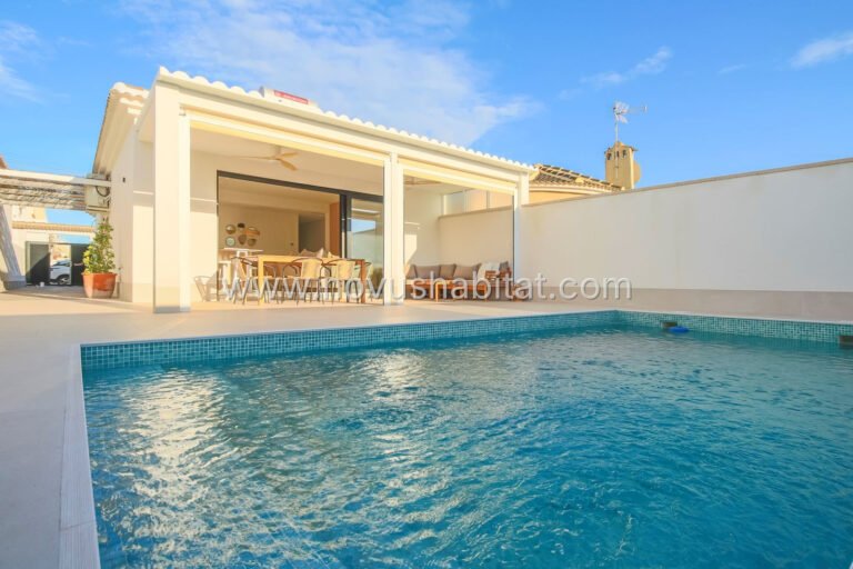 Villa en Torrevieja - 230-MG-002439 - foto 21
