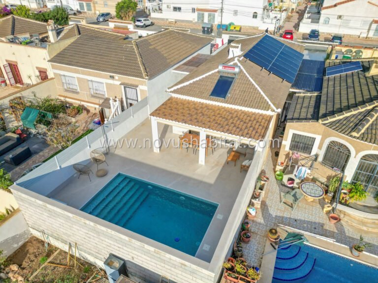 Villa en Torrevieja - 230-MG-002439 - foto 19