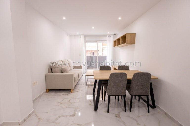 Apartment in Torrevieja - 230-PH-003539