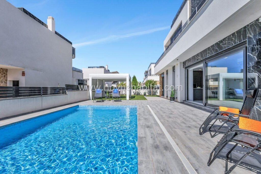 Villa in Torrevieja - 230-SI-004239 – foto 2