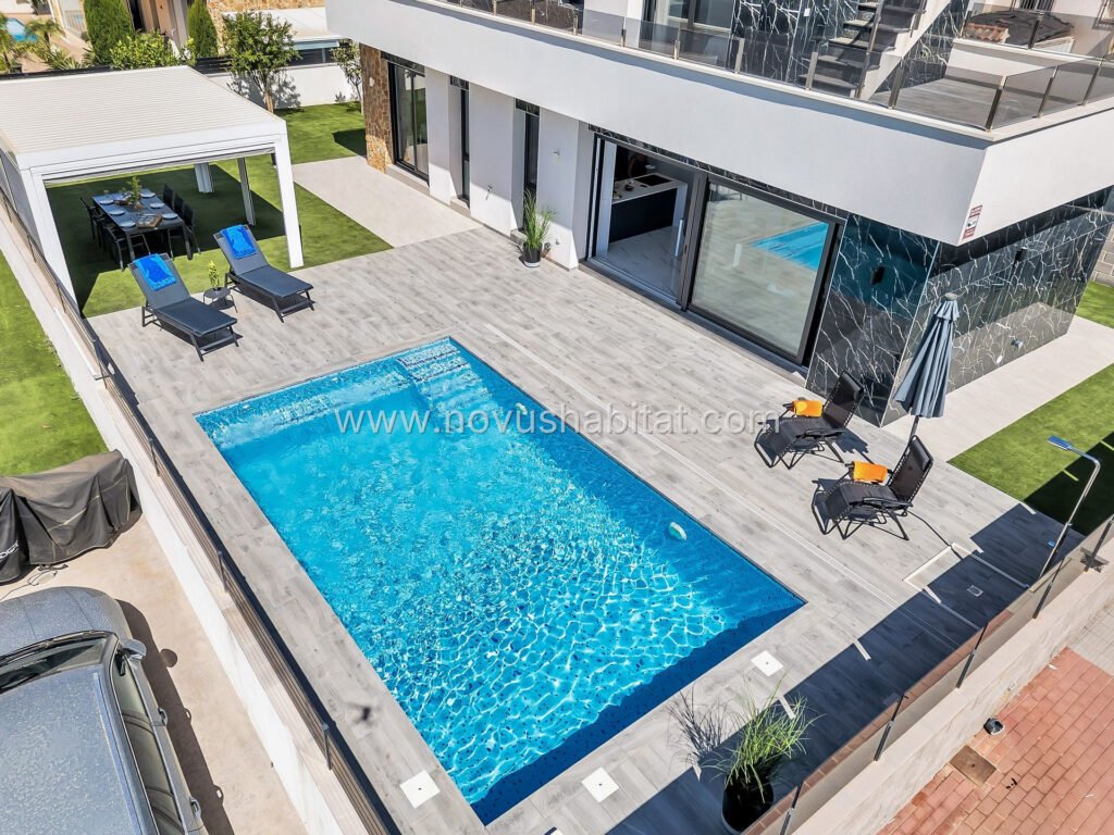 Villa in Torrevieja - 230-SI-004239 – foto 1