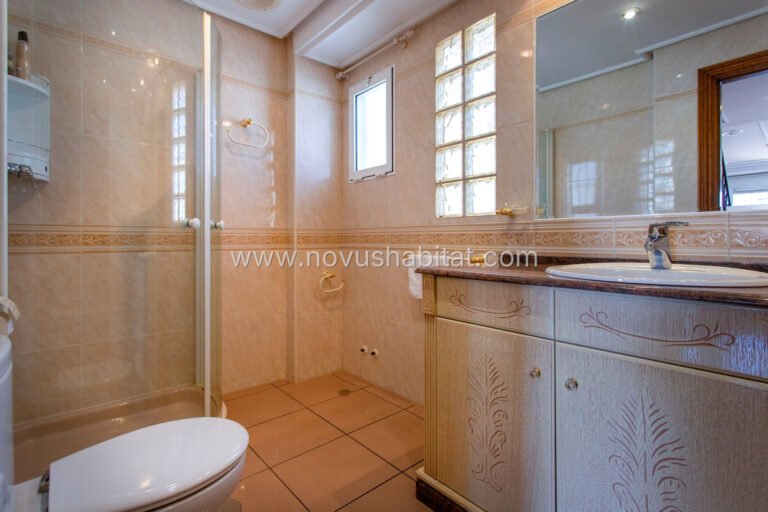 Villa en Torrevieja - 230-MG-004248 - foto 16
