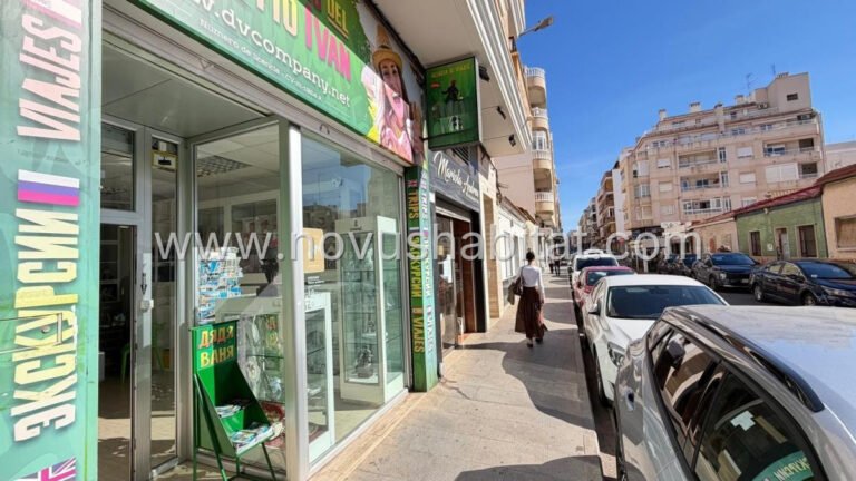 Commercial í Torrevieja - 656176
