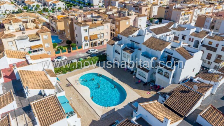 Adosado en Torrevieja - 636995 - foto 5