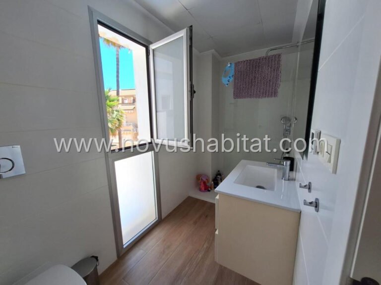 Villa í Torrevieja - 618035 - foto 17