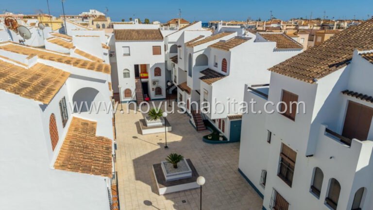 Adosado en Torrevieja - 636995 - foto 4