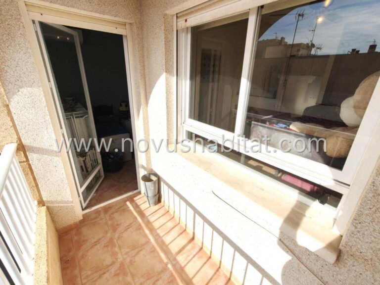 Apartment in Torrevieja - 605722