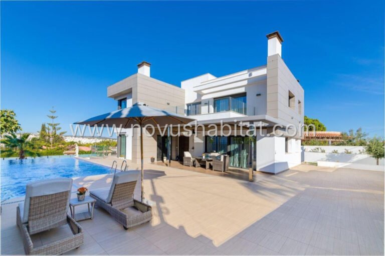 Villa í Torrevieja - 635677 - foto 3