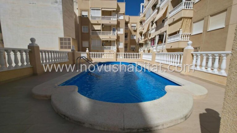 Íbúð í Torrevieja - 604356 - foto 29