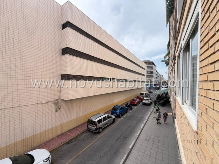 Apartment in Torrevieja - 604942 - foto 8