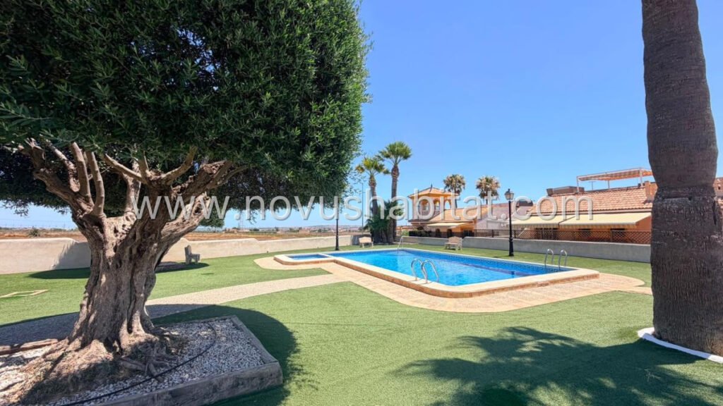 Townhouse in Los Montesinos - 645830 – foto 2