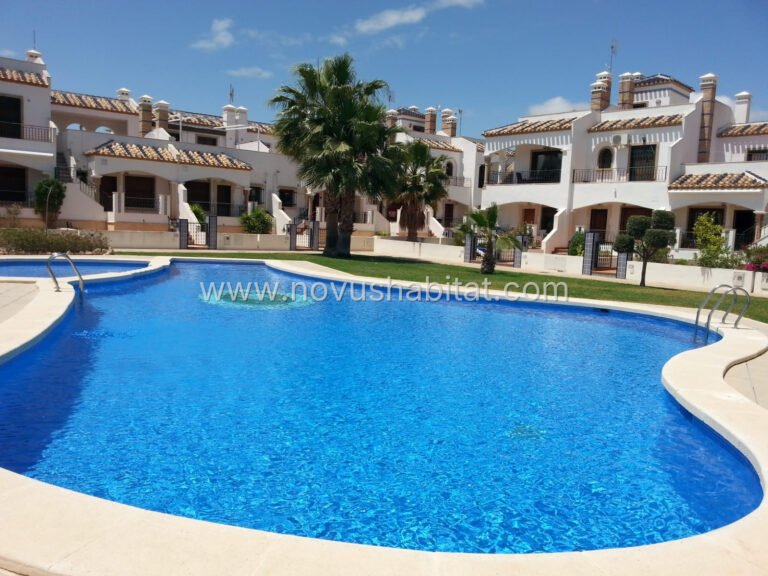 Appartement / Rijtjeshuis in Orihuela Costa - CI-11476