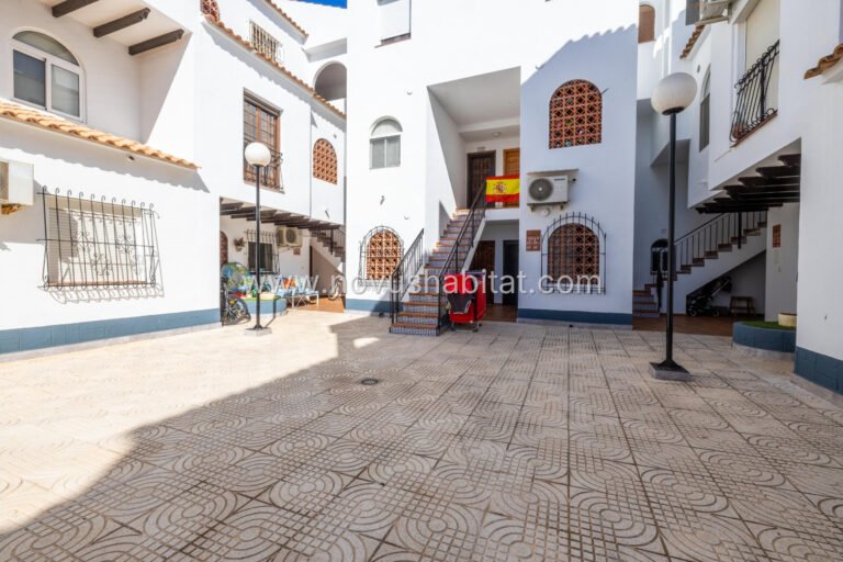Apartment / Townhouse in Torrevieja - CI-39767 - foto 9