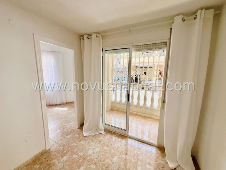 Apartment in Torrevieja - 596597 - foto 12