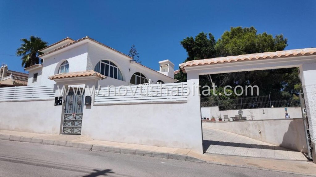 Villa in San Miguel de Salinas - 599390 – foto 1
