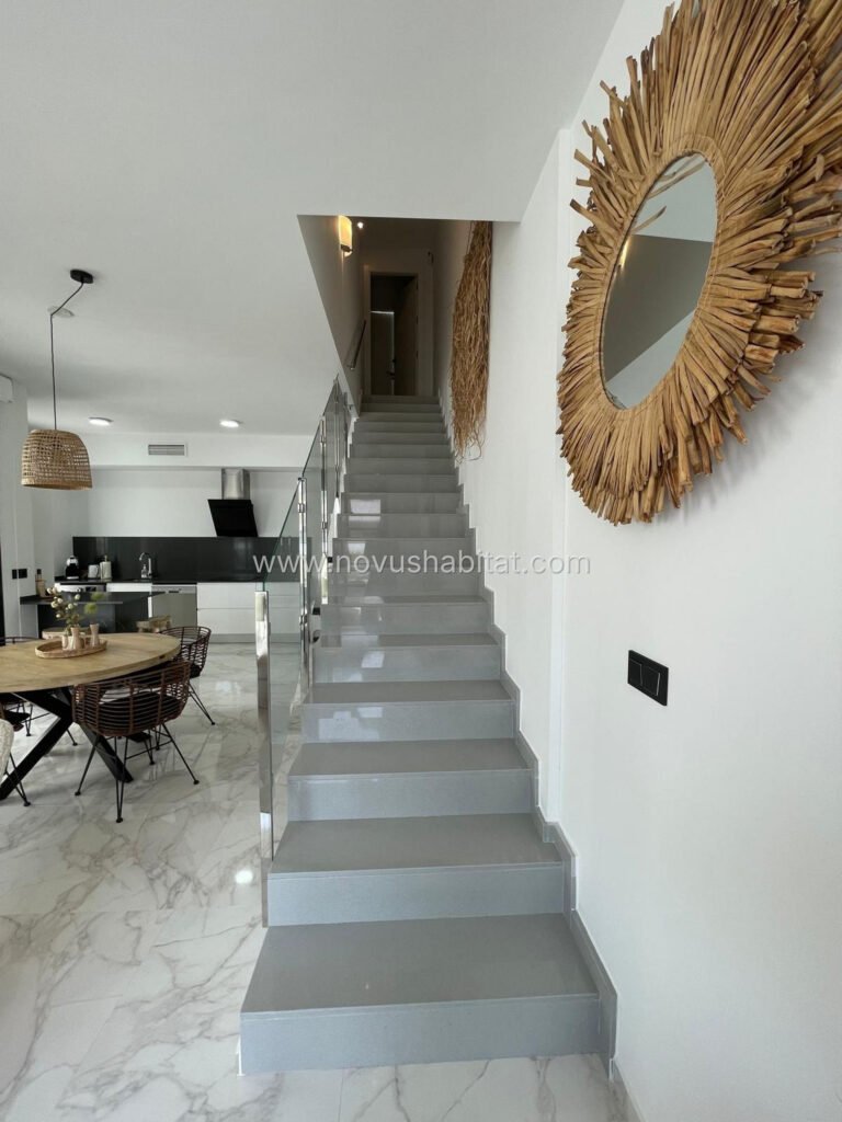 Villa í Pinoso - ATH-78993 - foto 25