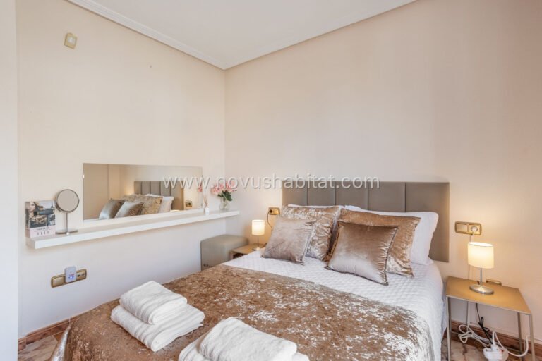 Semi-detached house en Lomas de Cabo Roig - ATH-68356 - foto 11